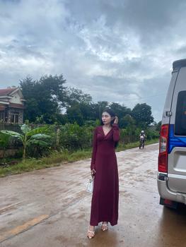 Product Review of D185 Đầm  Xoắn Ngực Chất Tăm Cotton Co Giãn Mạnh Nữ Voi Kem from M**🐰 0