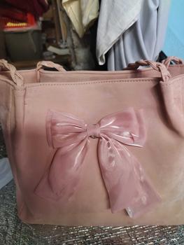 Product Review of Pink Bow Tote Bag Niche Design Bow Contrast Color Shoulder Bag Versatile Casual Handheld Tote Women's Bag from S**5 0
