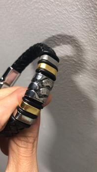 Product Review of Vòng Tay Da Dệt Phong Cách Punk Cho Nam, Thời Trang Châu Âu Và Mỹ Mới from H**c 0