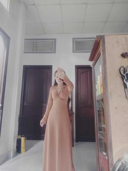 Product Review of D185 Đầm  Xoắn Ngực Chất Tăm Cotton Co Giãn Mạnh Nữ Voi Kem from T**h L**n 0