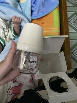 Product Review of Bình sữa trẻ Em Bé hàng đầu, có tính năng chống đầy hơi, có các kích cỡ 80 / 160ml from H** H**g 0