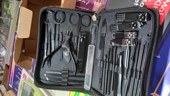 Product Review of Manicure Set 32 in 1 Alat perawatan kuku 1 Set isi 32pcs Set Manikur Perawatan Kuku gunting nail tangan Kotoran Mempercantik from 𝑯**𝒊 0