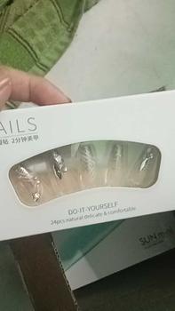 Product Review of Mã Z830_ Nailbox bền đẹp bộ 24 nail xinh dành cho nữ + được kèm phụ kiện keo dán Women from M** L** 2