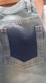 Product Review of Set baggy jeans xanh rách mảng + croptop petter phối viền ( nhớ xem phân loại) from b**i b**🤭 0