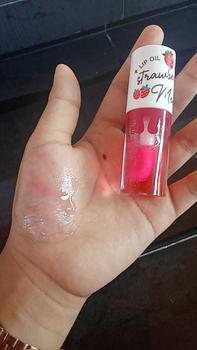 Product Review of [ส่งด่วน - ราคาถูก ] Ashley Moist Lip Oil Moisturizer A433 : แอชลี่ย์ มอยส์ ลิปออยล์ ผสมมอยเจอร์ไรเซอร์ บำรุง ริมฝีปาก from u**9 0