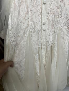Product Review of SÒ VINTAGE - LUCIE đầm ren phối lưới tay dài, cổ sơ mi from A**r ** 0
