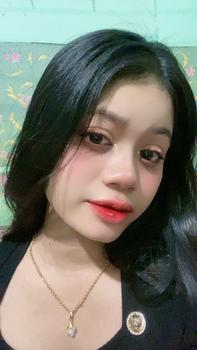 Product Review of ( MẪU MỚI ) NHŨ MẮT KIM TUYẾN KIRA ĐẸP LUNG LINH CHÍNH HÃNG from N** K**h 1