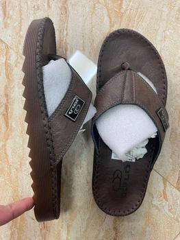 Product Review of DéP Da Nam cao cấp, QUAI KẸP, quai và mặt đế được làm bằng da 2 lớp chống nhăng chống thấm nước nhập khẩu, đế cao 3 phân nhập khẩu có thiết kế răng cưa chống trơn trượt from S**E 1