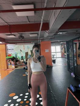 Product Review of Găng Tay Sport Tập Gym Nữ Chống Trượt Tập Yoga, Gym, Goft, Đạp Xe, Đệm Silicon Cao Su Chống Trơn from T**h G**g 0