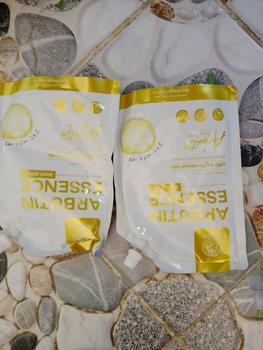 Product Review of (พร้อมส่ง+ของแท้)1แถม1 อาบูติน เอ้นเซ้นต์ เซรั่ม ใช้สำหรับบำรุงผิวกาย ขนาด 300 ml มอยส์เจอร์ไรเซอร์ from W**a K**n 1