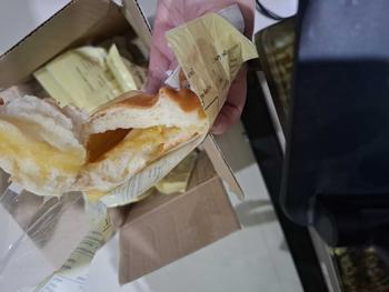Product Review of ขนมปัง สอดไส้เนย - น้ำตาล ห่อเล็ก 6ห่อ from ห**ร 1