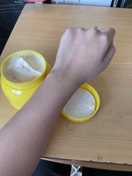 Product Review of Kem Body Dưỡng . ĐƯỜNG TRANG (ĐT) trắng da . cấp ẩm . Chất kem cải tiến mới . trọng lượng 150g from S**g n** t**g ** 0