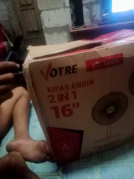 Product Review of Advance Kipas Angin Berdiri Mesin Kencang Stand Fan VT1605 Votre 16" inch Garansi Resmi 12 Bulan from S**i A**a P**a 1