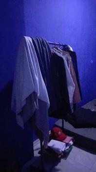 Product Review of GEI - Stand Hanger Single Praktis Gantungan Baju Stainless Steel Dengan Roda Untuk Gantungan Hijab, Mukena, Handuk, Baju, Kaos Bahan Pipa Stainless from y**i 0