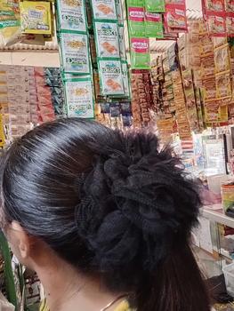 Product Review of IKAT RAMBUT CEPOL SCRUNCHIE BAHAN TILE UKURAN JUMBO Karet from D**n 0