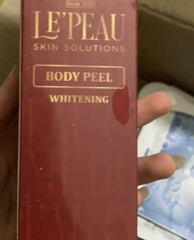 Product Review of (Mua 1 Tặng 1) Kem Peel Body Whitening Le'peau - 150gr from D**g 1