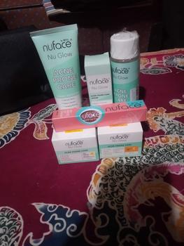 Product Review of Paket Skincare Nuface 5 in 1 Acne Prone Care / Anti jerawat / skincare nuface hemat Bebas Paraben Facial Berjerawat Treatment from ビ**🤙 0
