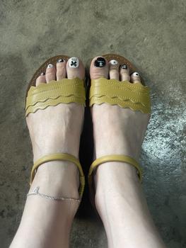Product Review of GHShoes VD03 - Giày sandal nữ quai lượn sóng mũi tròn đi học đi chơi DéP đi chơi đi làm Chân đế phẳng (1 cm trở xuống) Dép xăng đan Jean Đế Bằng dép  nữ ngang thấp 1402 from Đ** c** l** 0