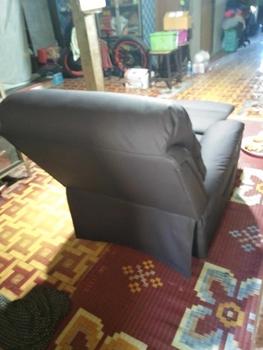 Product Review of WOODPANDA เก้าอี้โซฟาโยกได้ หมุนได้360องศา ปรับเอนนอนได้ เก้าอี้พักผ่อน  พักผ่อนได้สบาย from N**s 1