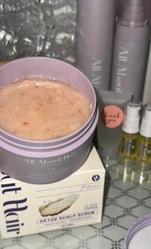 Product Review of Tẩy Tế Bào Chết Da Đầu All About Hair 200gr - Chăm Sóc Tóc, Dưỡng Tóc ( Tặng Xịt Biotin 50ml) from M**g 1