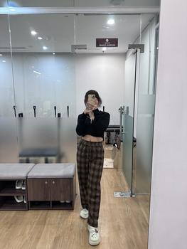 Product Review of [DEAL MỞ BÁN] Quần Kẻ Suông Nữ Chất Umi Dạ Mềm Mịn Co Giãn Dày Dặn Women from D**m M** 1