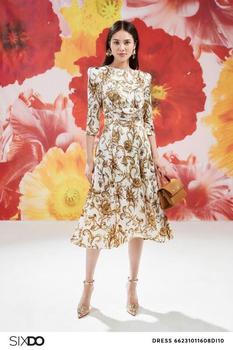 Product Review of Đầm lụa hoạ tiết baroque tay lỡ SIXDO (White Baroque Print Midi Silk Dress) from c**3 0