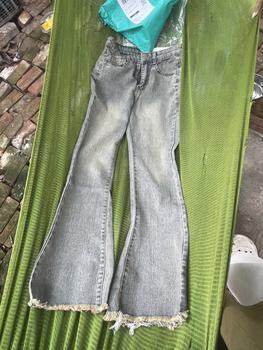 Product Review of Quần Jean Nữ Ống Loe To Co giãn Lưng cao RETRO,Quần Bò Nữ Loe Cạp Cao mài Dáng Loe Ôm Chất Liệu Denim Không Phai from ** 0