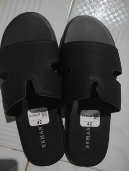 Product Review of Dép Quai Ngang Chữ K NEMAN, Khâu Quai Xuyên Đế, Quai Da Microfiber Không Nổ MS21 Cao Su Đế Bằng DéP from T**n a** 1