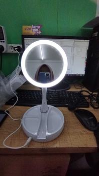 Product Review of Cermin Bulat Lipat Kaca Rias LED 2 Sisi Ganda Putar USB Cas from d**h 2