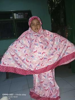 Product Review of MUKENA ANAK KARAKTER MUKENA ANAK MURAH 2-9TH Bunga Polka Dot Putih Muslim from L**A G**☺ 1