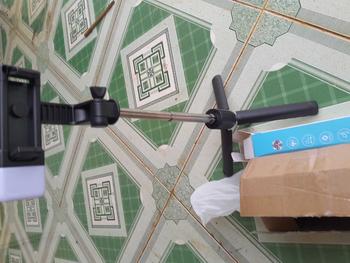 Product Review of Gậy chụp hình Selfie B11S đa năng phụ kiện kem gồm đèn led trợ sáng nút remote bluetooth điều khiển chụp ảnh xa 10m from c** ú** 🙈**g d**დ 2
