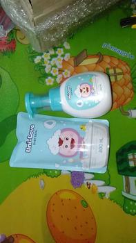 Product Review of UniLove Baby Bath 300ml (Shampoo & Body Wash) Bottle of 1 from h**p 0