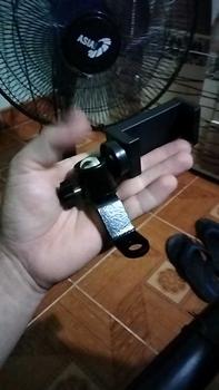 Product Review of Kẹp điện thoại xe máy, giá đỡ điện thoại xe máy gắn chân gương Phụ Kiện Phụ Tùng from c** m** n**c g** 0