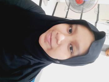 Product Review of Karsalabel Nara Pashmina Oval Kaos Rayon from b**n 0