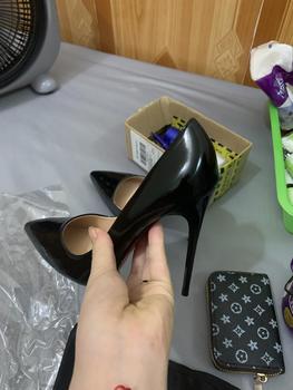 Product Review of Màu Đen, Cao 11cm  12cm - Giày Cao Gót Da Bóng Đế Đỏ from S** S** S** P** 1