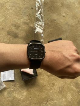 Product Review of Đồng hồ thời trang nam nữ Rosivga R42 mặt vạch cá tính dây da mềm êm tay gồm HỘP ĐỒNG HỒ, CHỐT THÁO DÂY ĐỒNG HỒ, KHĂN LAU, VÒNG TAY VÀ PIN ĐỒNG HỒ from C** h**g n**p 2