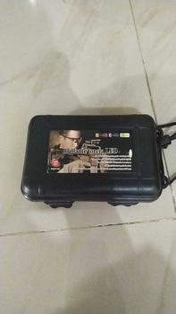 Product Review of Senter Super Terang Waterproof LED Rechargeable Baterai Tactical Anti Air Lampu SWAT Zoom Murah Free Charger from I**6 0