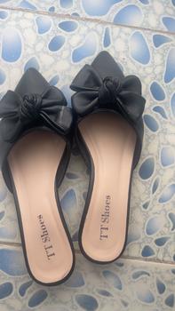Product Review of ( form nhỏ mn tăng 1 size ạ ) Giày sục 2cm nơ phồng da sáp êm chân TT Shoes  2pSapphong from X**M N**N 0