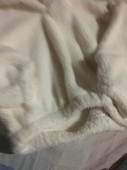 Product Review of Sweater Hoodie Crope V Bear Sherpa Bulu Domba Fit Wanita Tebal Oversize Cream from s** 2