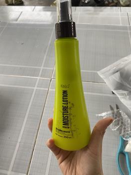 Product Review of Sữa Xịt nước dưỡng tóc KERATIN MOISTURE LOTION KARANZ collagen giữ màu phục hồi khô xơ hư tổn 250ml :))SIÊU THƠM xanh lá from H**e l**e 1