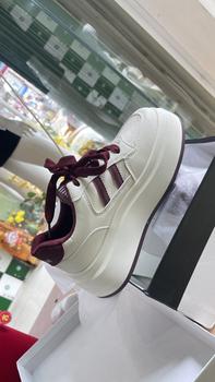 Product Review of Giày thể thao, sneaker nữ đế cao 4 phân phối sọc đế bánh mì, chất da PU phong cách năng động dễ phối đồ from B**h N**5 0
