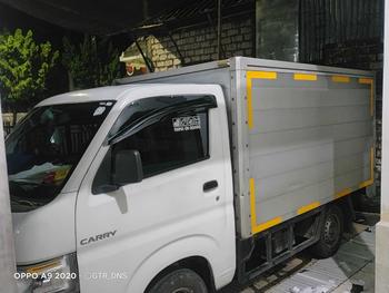 Product Review of Stiker Reflektor Reflektif Nyala 5 Meter Pemantul Cahaya Mobil Truck Truk Pick Up Pengaman Sticker Mata Kucing Nyala Uji KIR from G**R D** 1