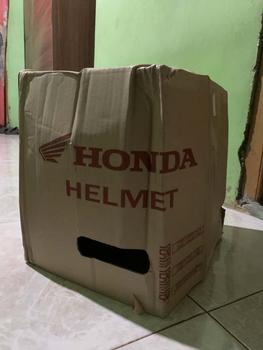 Product Review of Helm scoopy New original honda from ع**ز 0