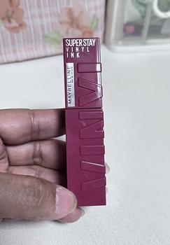 Product Review of Maybelline New York Superstay Vinyl Ink Longwear Liquid Lipcolor Up to 16 Hours Wear 4.2ml #25 Redhot   ลิปสเตน from J** 2