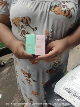 Product Review of FYC - Yessica's Tea Tree & Strawberry Anti Pores & Acne Clay Stick Mask from m**5 2