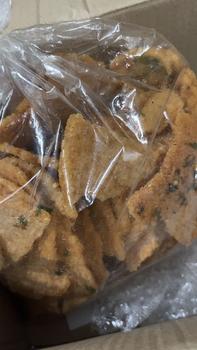 Product Review of Cơm Cháy Mắm Hành 500g thơm ngon Thức Ăn from B**u 0