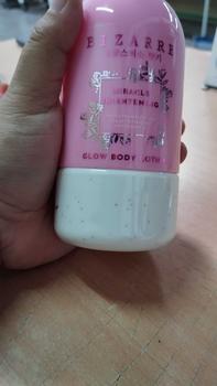Product Review of BIZARRE Glow Body Lotion Lotion Kulit Tubuh 300 ML from D**F 2