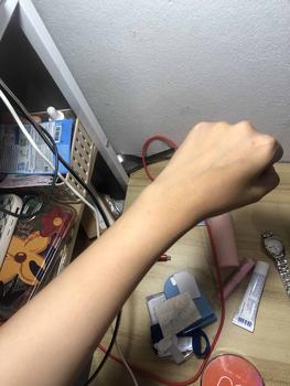 Product Review of ครีมอีผ่อง กล่องดำ 1 กล่องมีครีม2กระปุกกับสบู่ 1 ก้อน สกินแคร์ from n**4 3