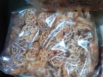 Product Review of kerupuk viral Rafael kerupuk pedo kerupuk mawar pedas daun jeruk 500gram Cemilan Food Instan from M**🔥 3