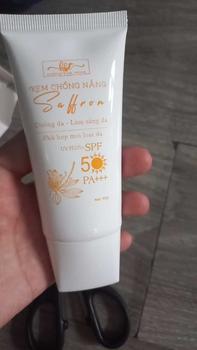 Product Review of KEM CHỐNG NẮNG SPF 50 PA++++,50g ( THIẾT KẾ MỚI CHẤT Y CŨ ) - KCN Vật Lý from d**@ 3